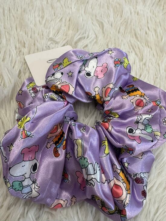 Snoopy Other - Snoopy peanuts and friends  purple silky large hair scrunchie